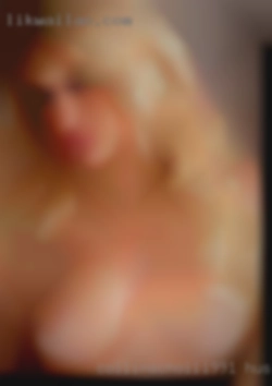 Collinscholl1991 husband and wife looking for women for sex