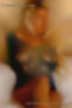 hardnenergized horny female graphic designers