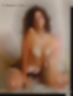 ordinary looking naked mature women